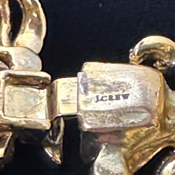 J.‎ CREW Pave Feather Hinged Bangle Gold Ivory Crystal Floral Bracelet Preppy - Picture 5 of 13